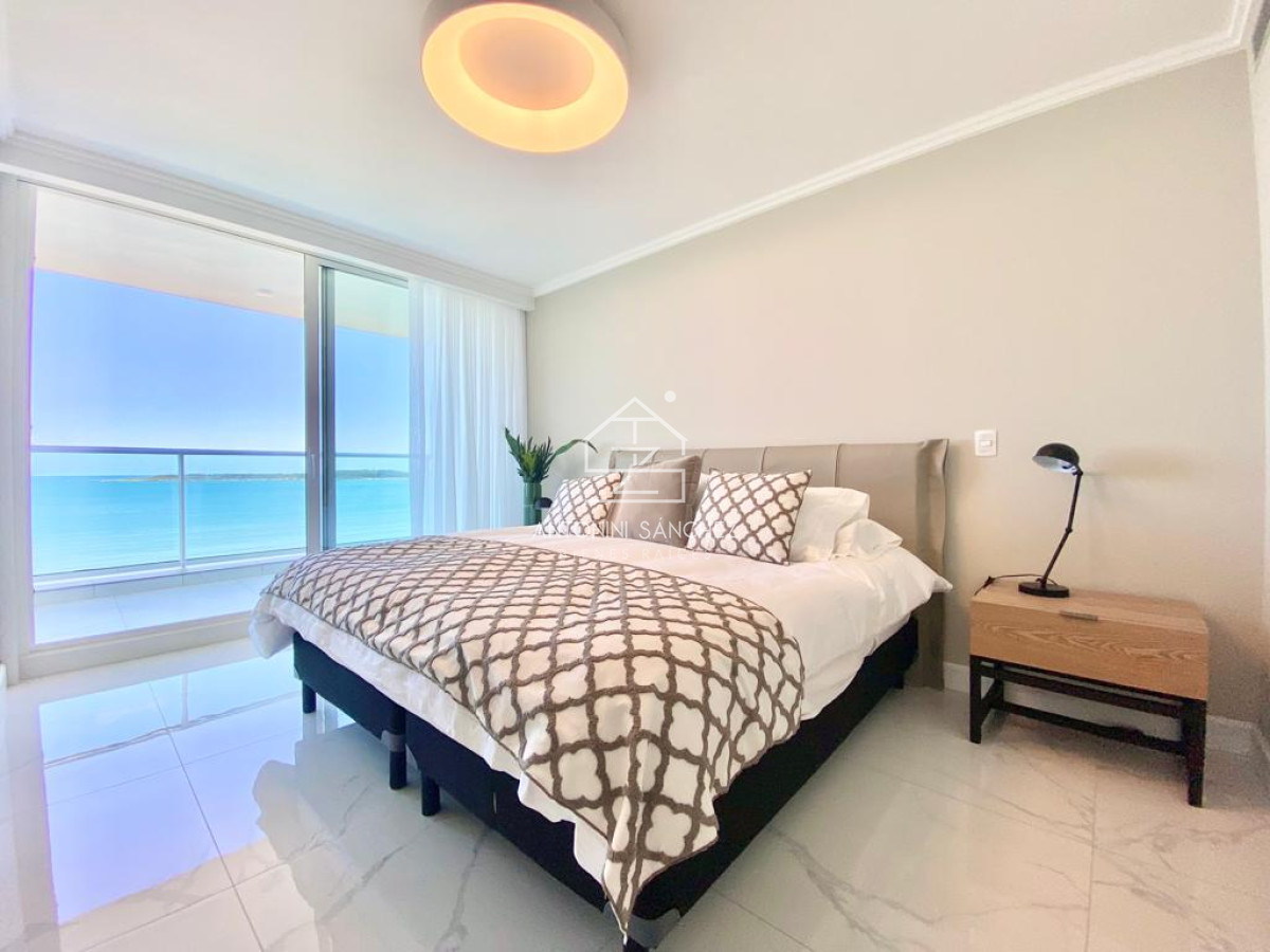 Apartamento ID.1411 - Apartamento de tres dormitorios en suites en Paramount Smart Tower en Venta