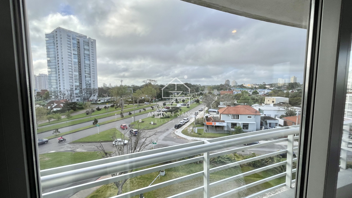 Apartamento ID.1676 - Apartamento en Venta Alexander de dos dormitorios, Punta del Este