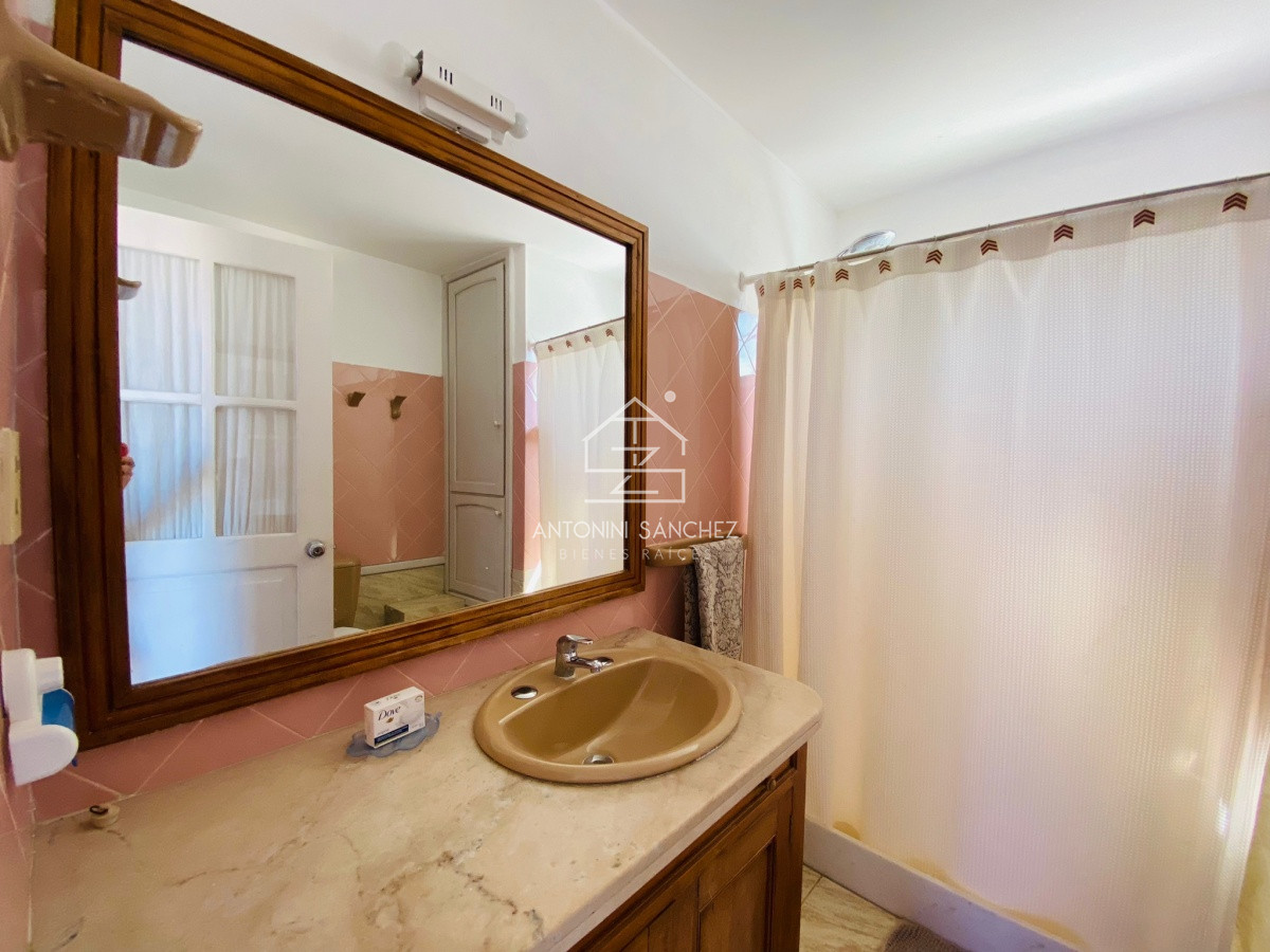 Casa ID.1173 - Casa a metros del mar 3 dormitorios 2 baños más dependencia con baño