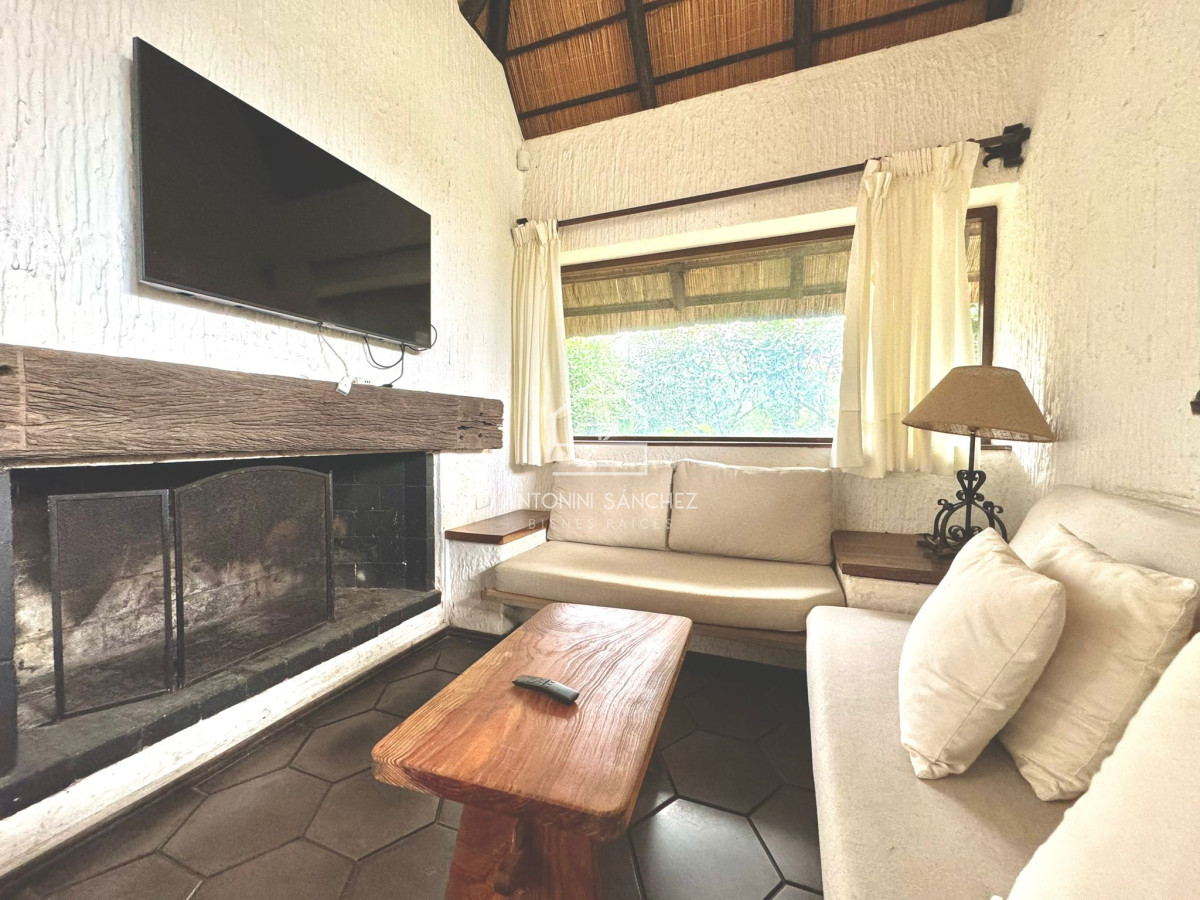 Casa ID.556 - Casa en Venta en San Rafael Cuatro Dormitorios