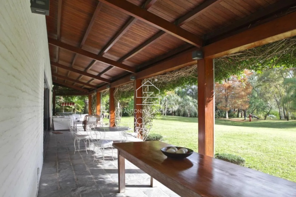 Casa ID.893 - Venta de Mansion en Golf de Punta del Este