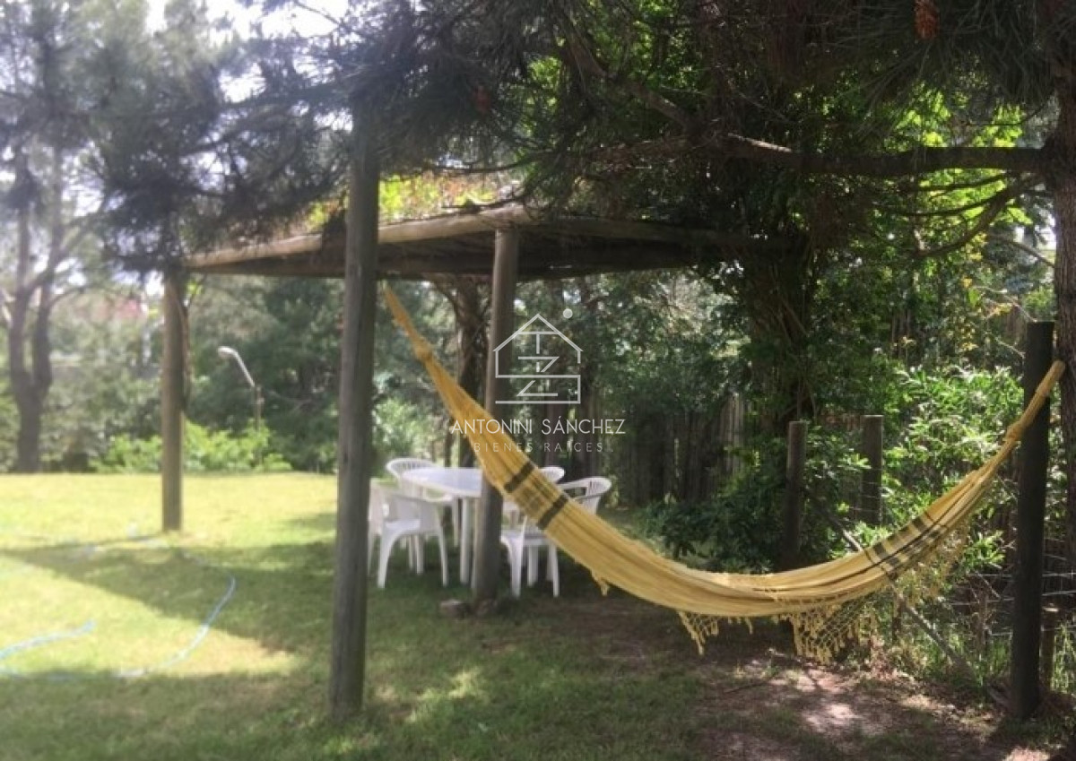 Casa ID.1174 - Casa en La Barra con muy Buenas Vistas