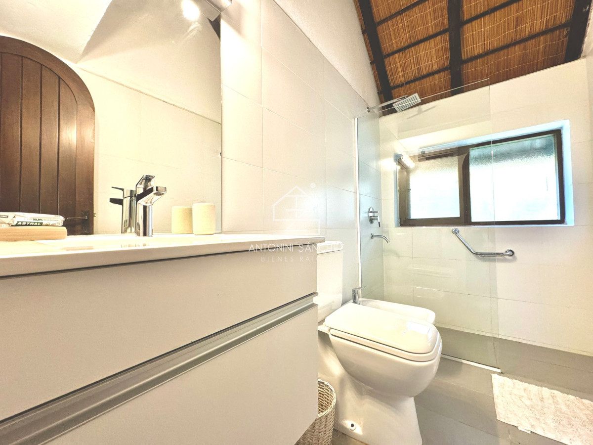 Casa ID.556 - Casa en Venta en San Rafael Cuatro Dormitorios
