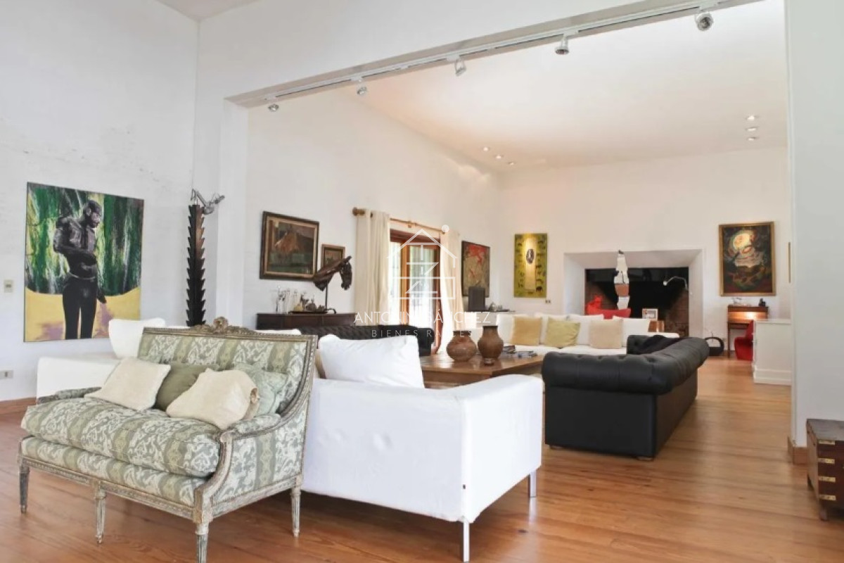 Casa ID.893 - Venta de Mansion en Golf de Punta del Este