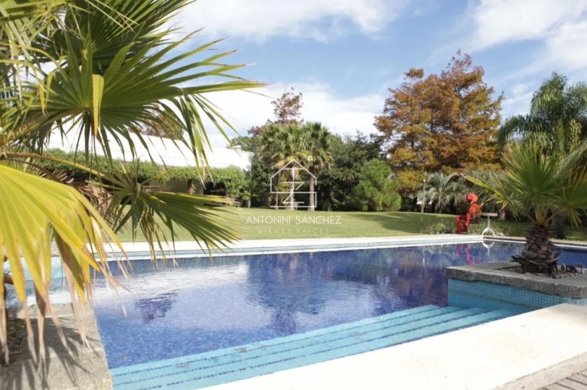 Casa ID.893 - Venta de Mansion en Golf de Punta del Este