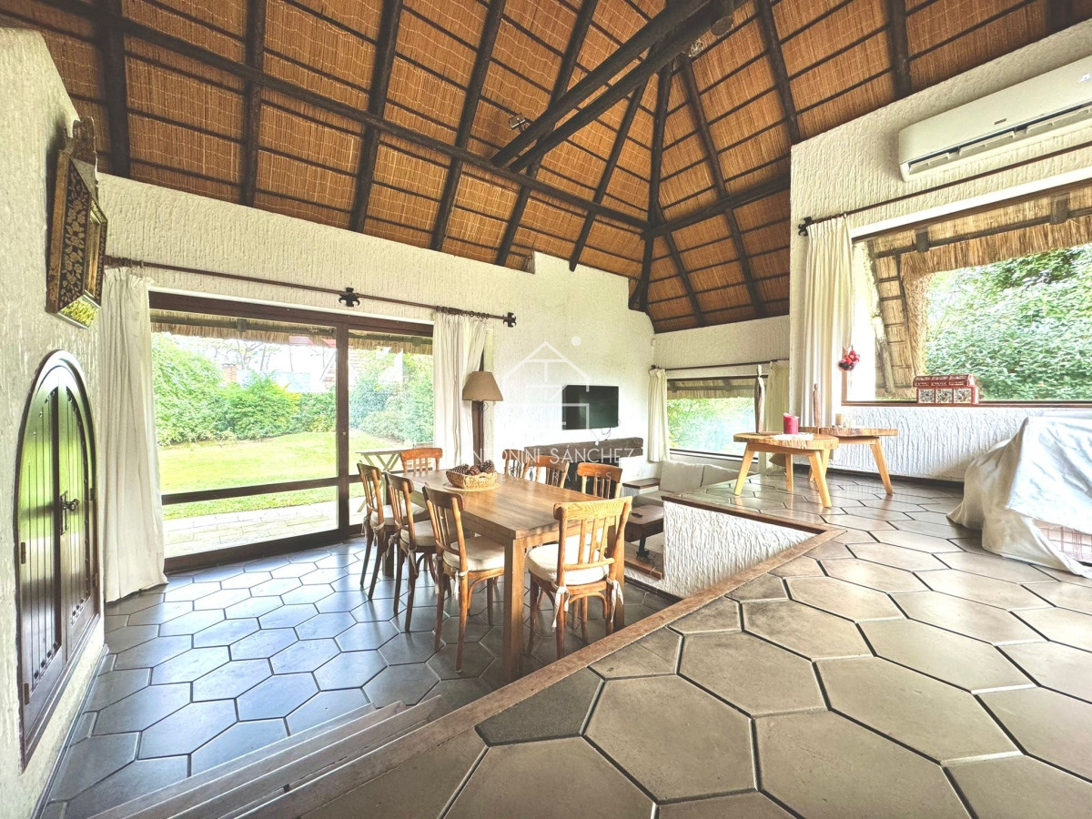 Casa ID.556 - Casa en Venta en San Rafael Cuatro Dormitorios