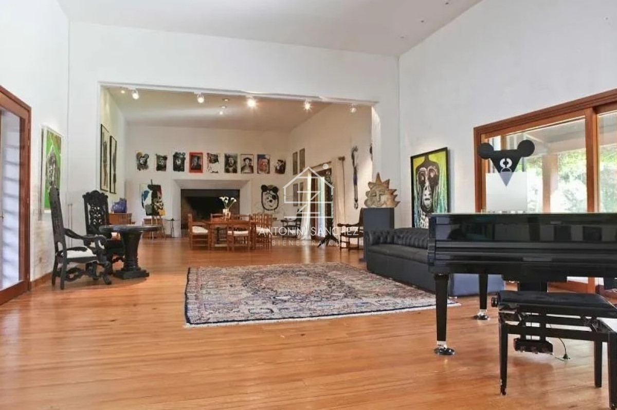 Casa ID.893 - Venta de Mansion en Golf de Punta del Este