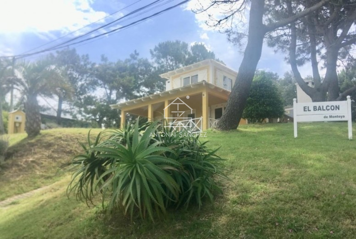 Casa ID.1174 - Casa en La Barra con muy Buenas Vistas