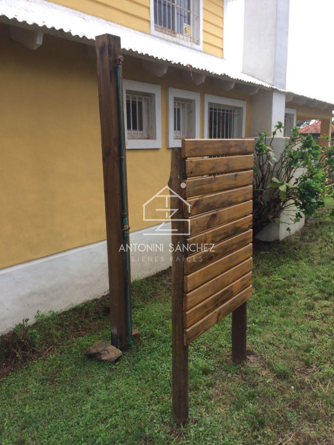 Casa ID.1174 - Casa en La Barra con muy Buenas Vistas
