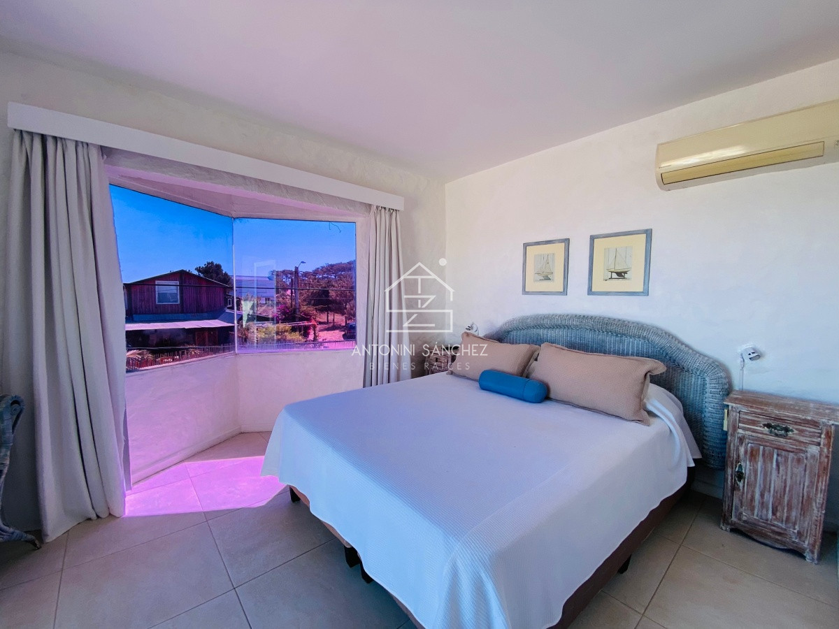 Casa ID.1173 - Casa a metros del mar 3 dormitorios 2 baños más dependencia con baño