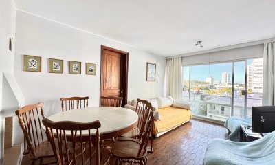 Departamento en Venta de Dos Dormitorios, Playa Brava