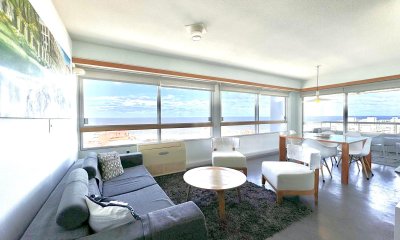 Muy lindo apartamento con vista a la Brava y excelente ubicación