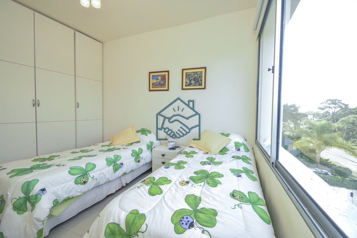 Apartamento ID.883/Excelente-Apartamento-de-Tres-Dormitorios-frente-al-Mar---Punta-Este - Excelente Apartamento de Tres Dormitorios frente al Mar - Punta Este
