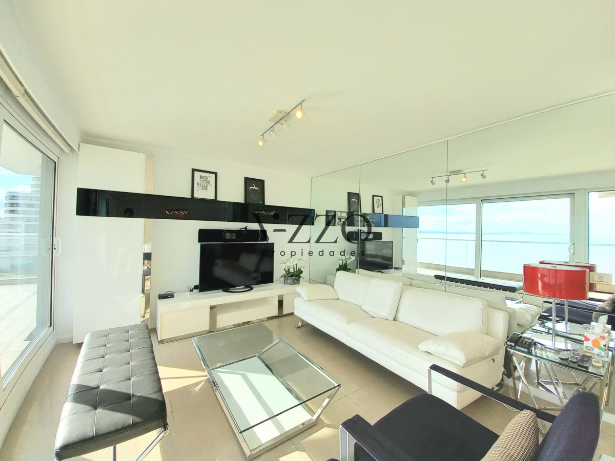 Apartamento ID.440/Alexander-Collection-apartamento-de-3-dormitorios-con-vista-a-Playa-Mansa - Alexander Collection apartamento de 3 dormitorios con vista a Playa Mansa