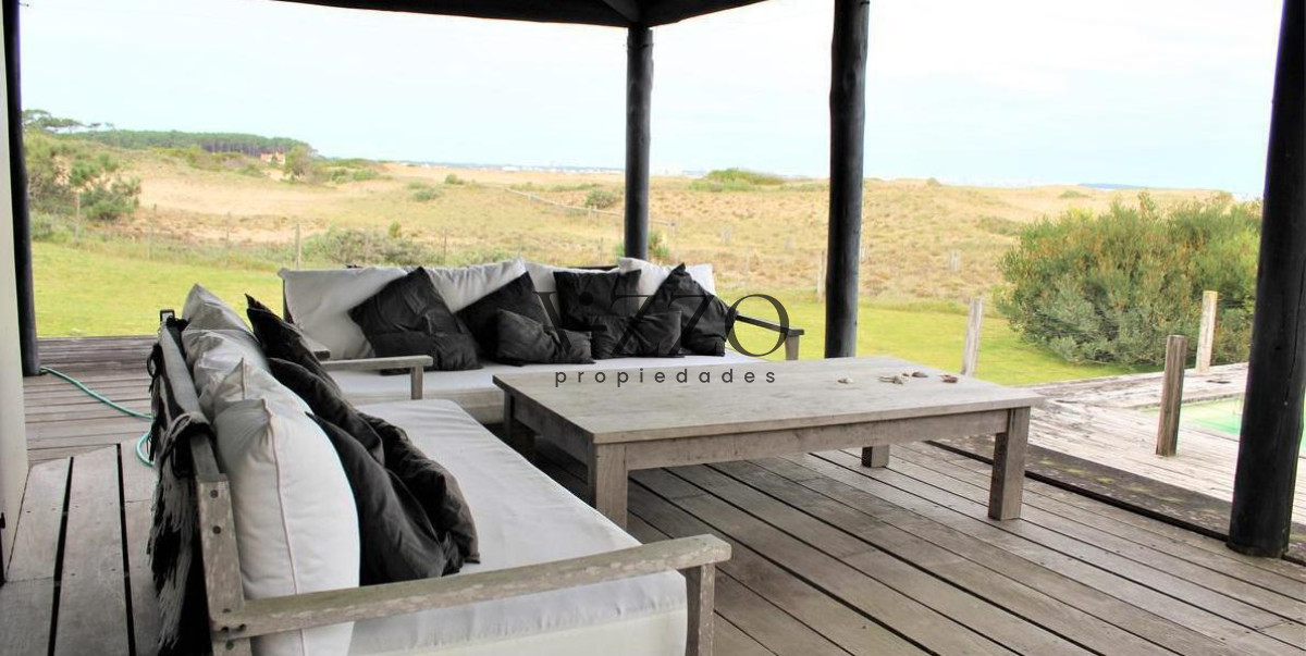 Casa ID.439/Las-Grutas-Punta-Ballena-Excelente-casa-sobre-el-mar- - Las Grutas Punta Ballena Excelente casa sobre el mar 