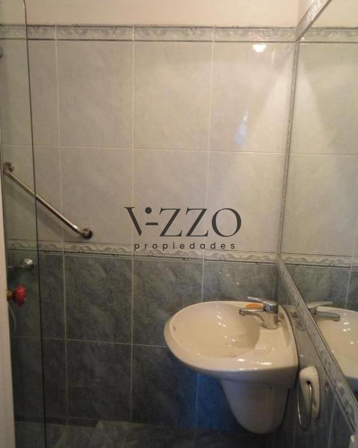 Casa ID.441/Venta-y-alquiler-temporario-de-gran-casa-en-Pinares-a-una-cuadra-de-la-Playa - Venta y alquiler temporario de gran casa en Pinares a una cuadra de la Playa