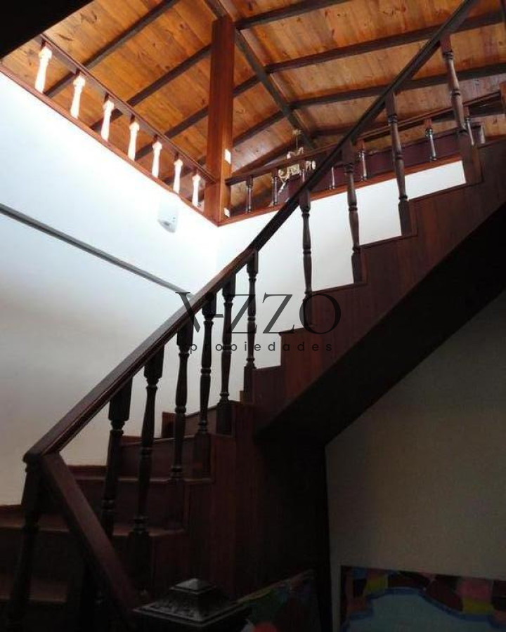 Casa ID.441/Venta-y-alquiler-temporario-de-gran-casa-en-Pinares-a-una-cuadra-de-la-Playa - Venta y alquiler temporario de gran casa en Pinares a una cuadra de la Playa