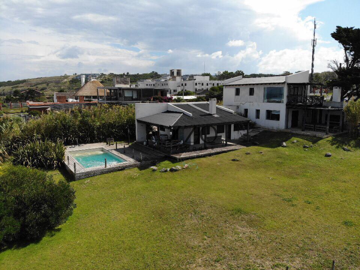 Casa ID.439/Las-Grutas-Punta-Ballena-Excelente-casa-sobre-el-mar- - Las Grutas Punta Ballena Excelente casa sobre el mar 