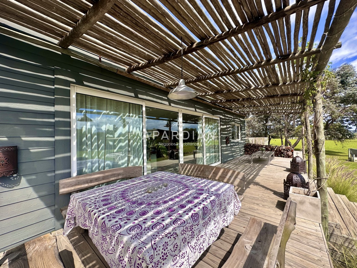 Casa ID.21097039 - Casa de cuatro dormitorios en venta en Barrio Privado El Quijote, La Barra.