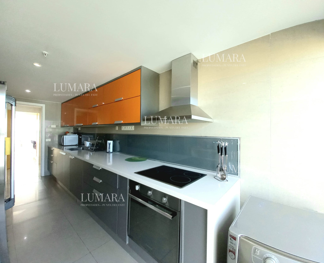 Apartamento ID.126 - Alexander Collection apartamento de 3 dormitorios con vista a Playa Mansa