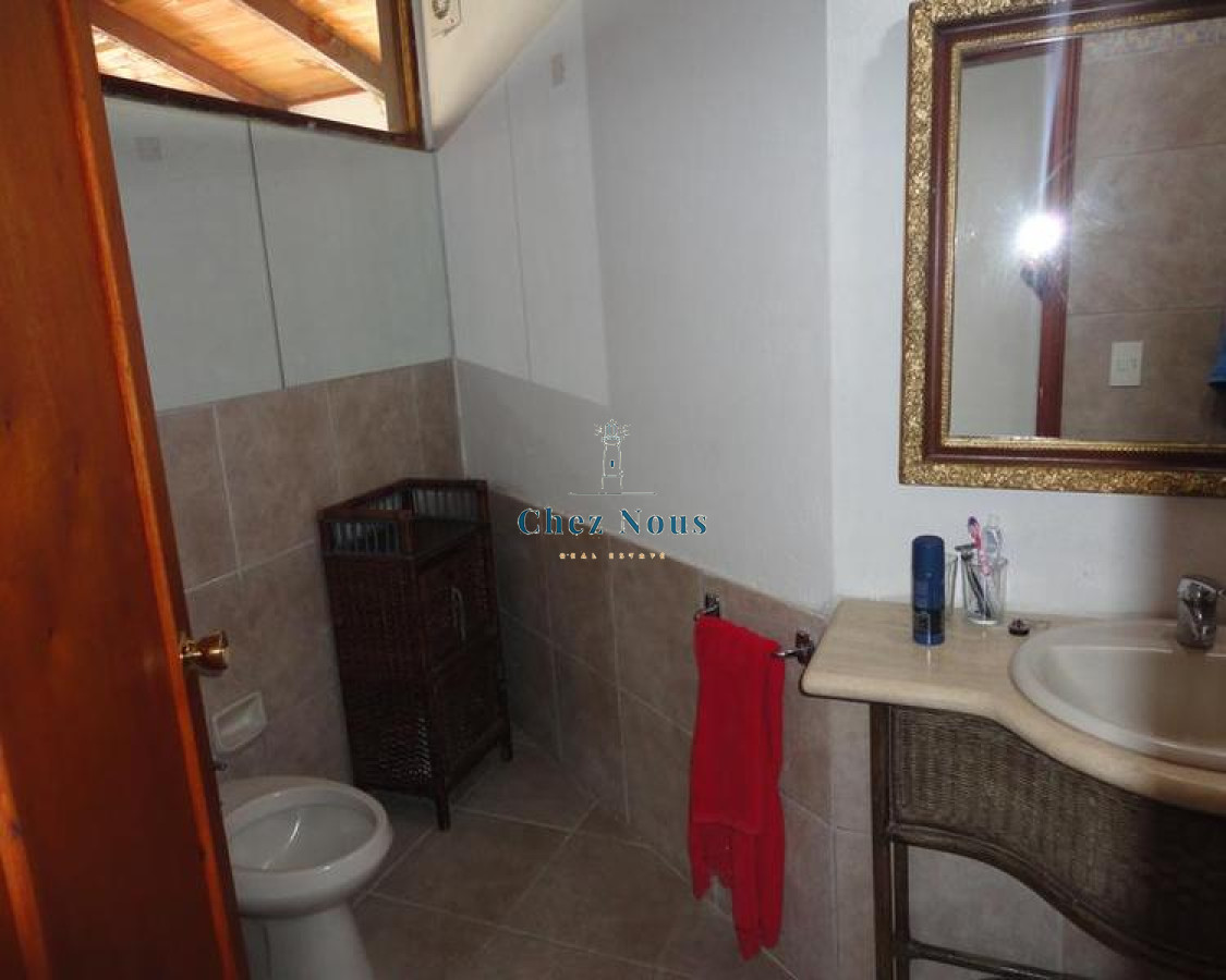Casa ID.177 - Venta casa en Pinares a una cuadra de la Playa