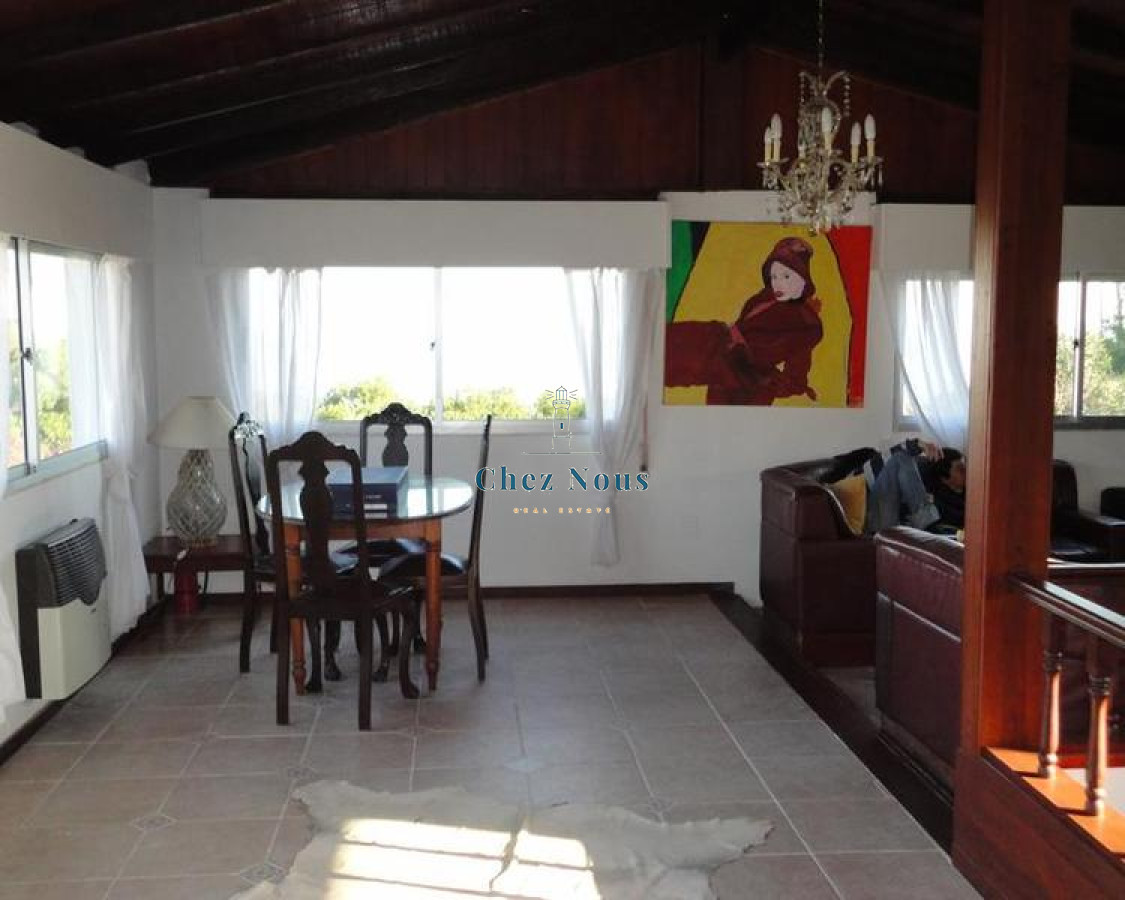 Casa ID.177 - Venta casa en Pinares a una cuadra de la Playa