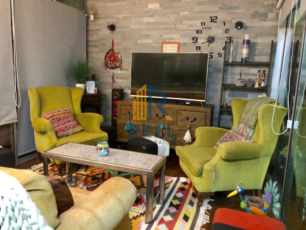 Casa ID.37 - Casa en Venta de 2 Dormitorios a pocos metros de Playa Mansa - Pinares Punta del Este