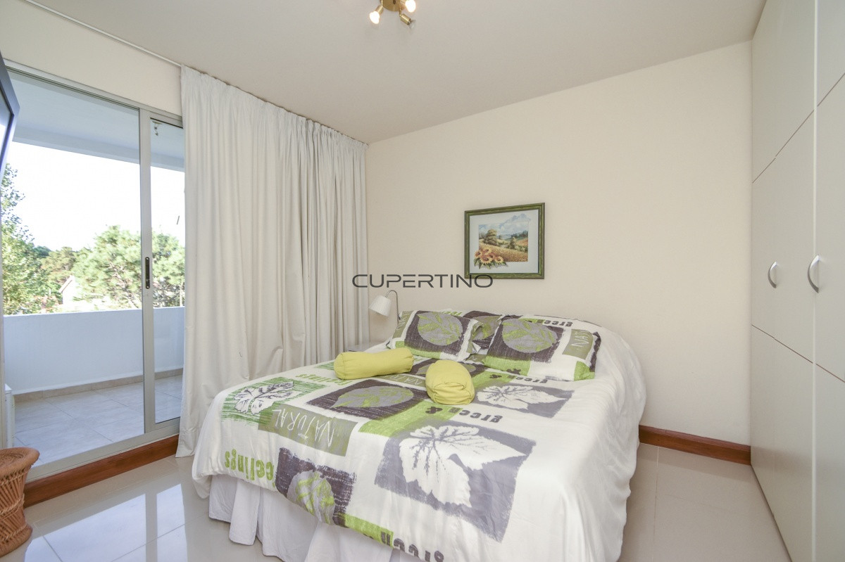 Apartamento ID.2067 - Excelente Apartamento de Tres Dormitorios frente al Mar - Punta Este