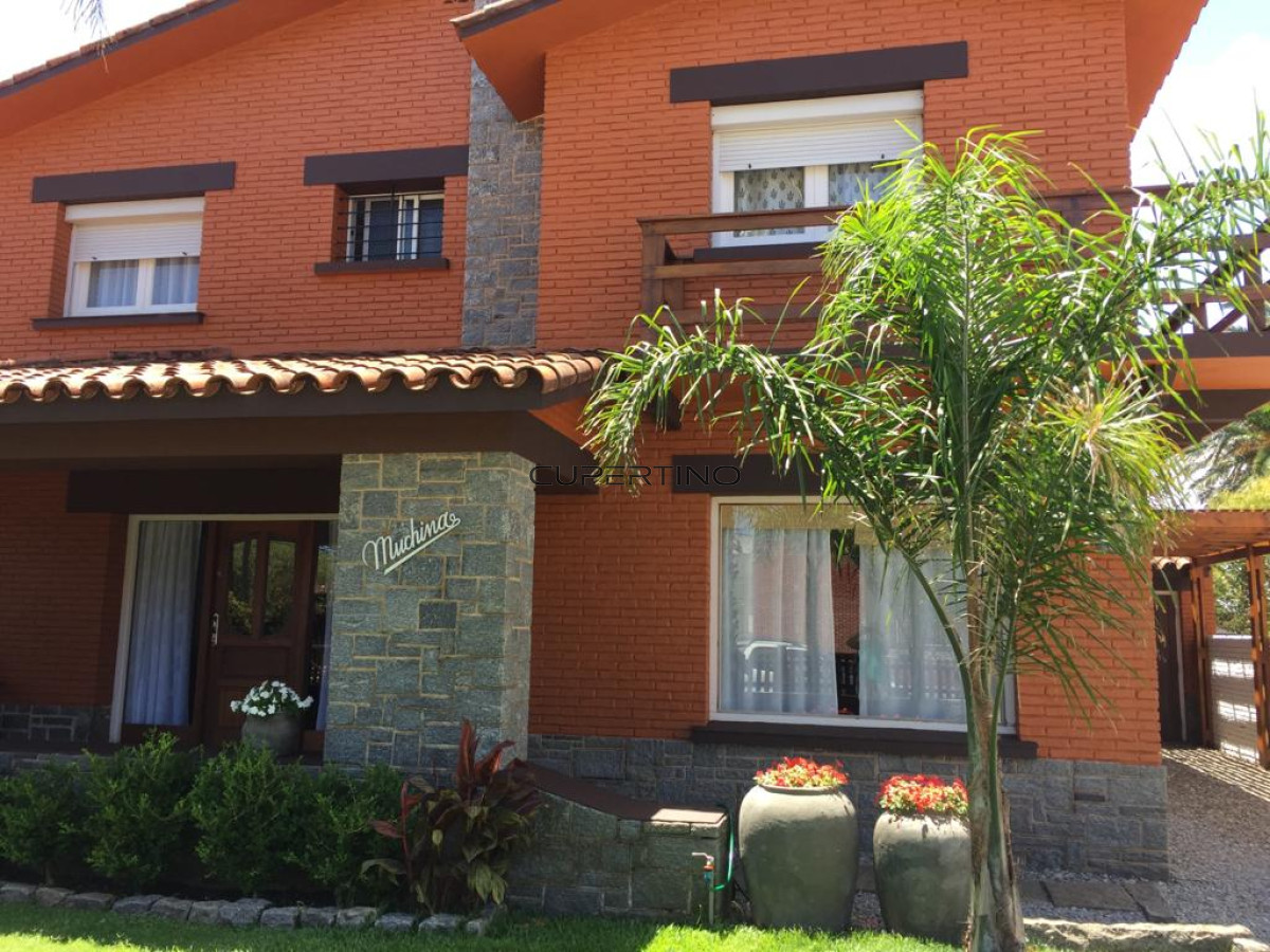 Casa en la Península de Punta del Este en Venta - Seis Dormitorios y Piscina — foto 6