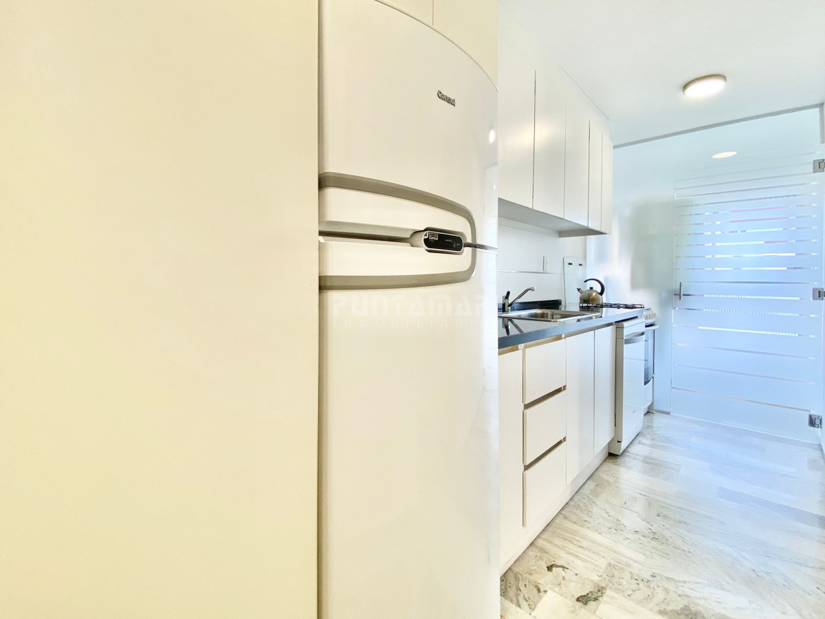 Apartamento ID.212963 - Apartamento de tres dormitorios en venta, Punta del Este