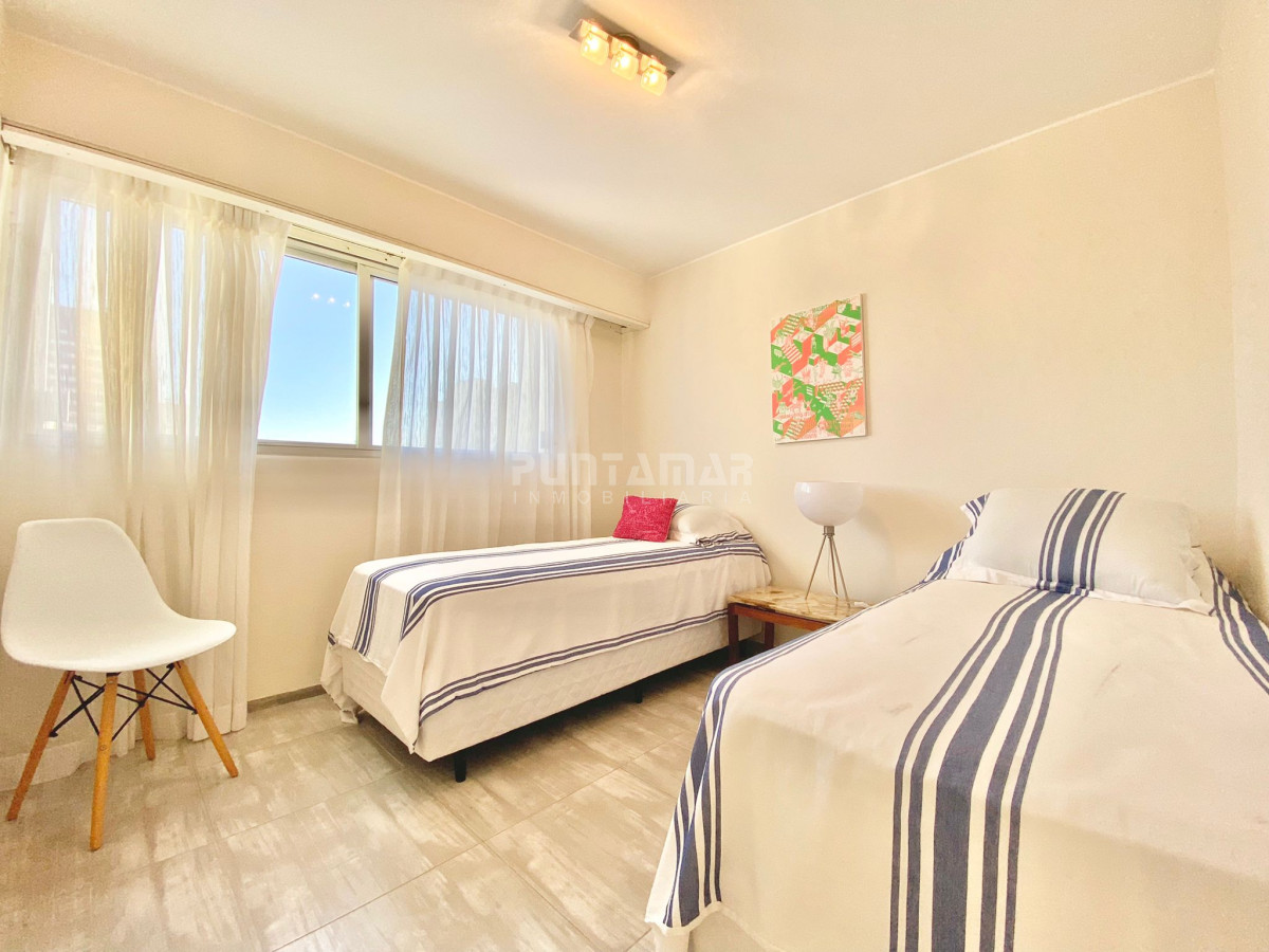 Apartamento ID.212963 - Apartamento de tres dormitorios en venta, Punta del Este