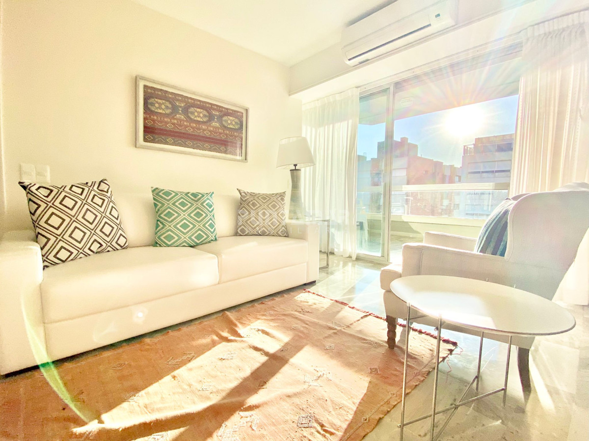 Apartamento ID.212963 - Apartamento de tres dormitorios en venta, Punta del Este