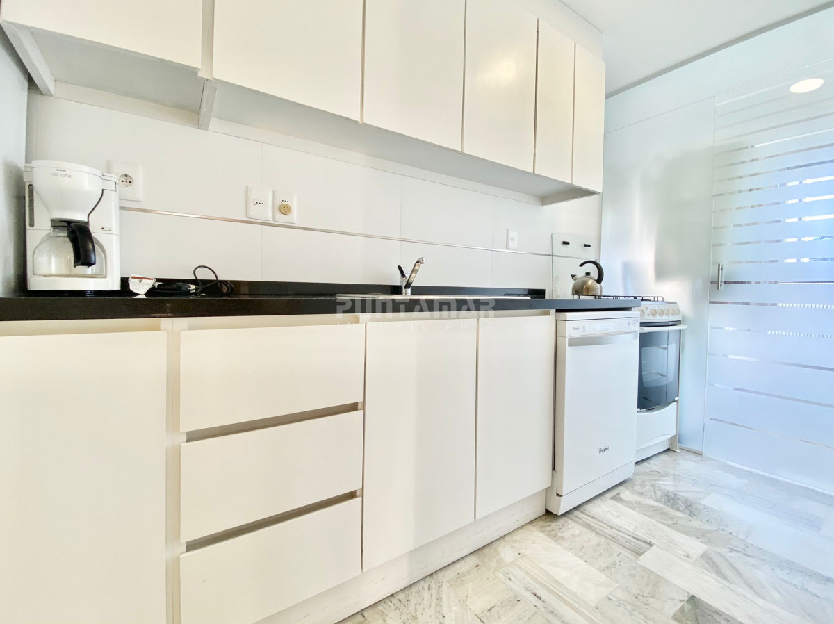 Apartamento ID.212963 - Apartamento de tres dormitorios en venta, Punta del Este