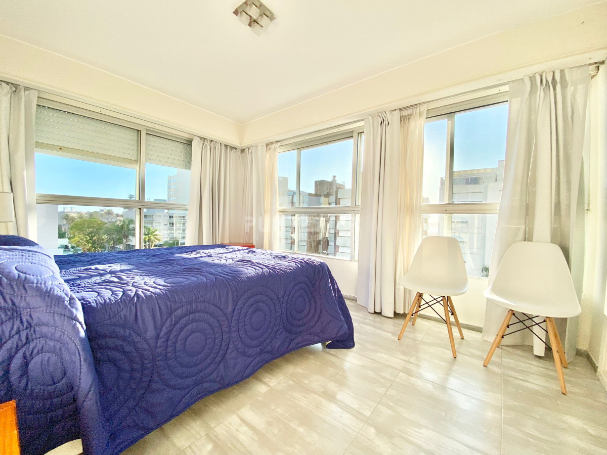 Apartamento ID.212963 - Apartamento de tres dormitorios en venta, Punta del Este