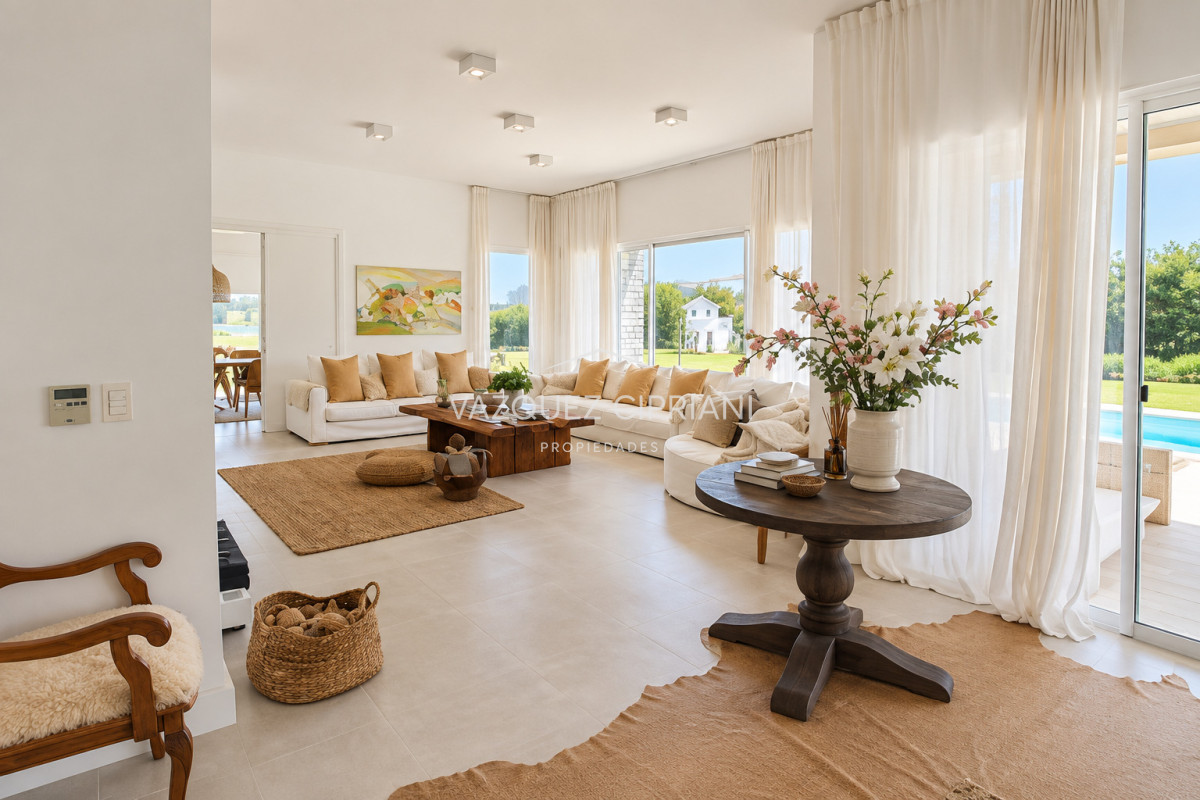 Casa ID.108 - Casa de 6 dormitorios en Laguna Estates 