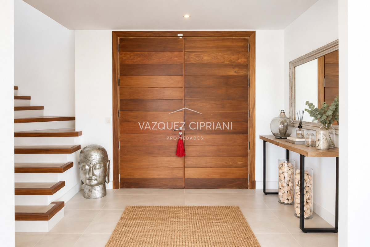 Casa ID.108 - Casa de 6 dormitorios en Laguna Estates 