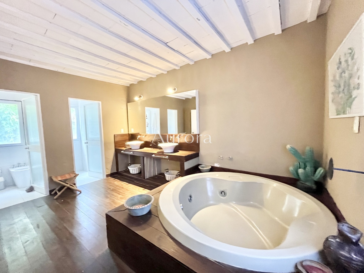Casa ID.388 - Casa en Venta en San Rafael Punta del Este 