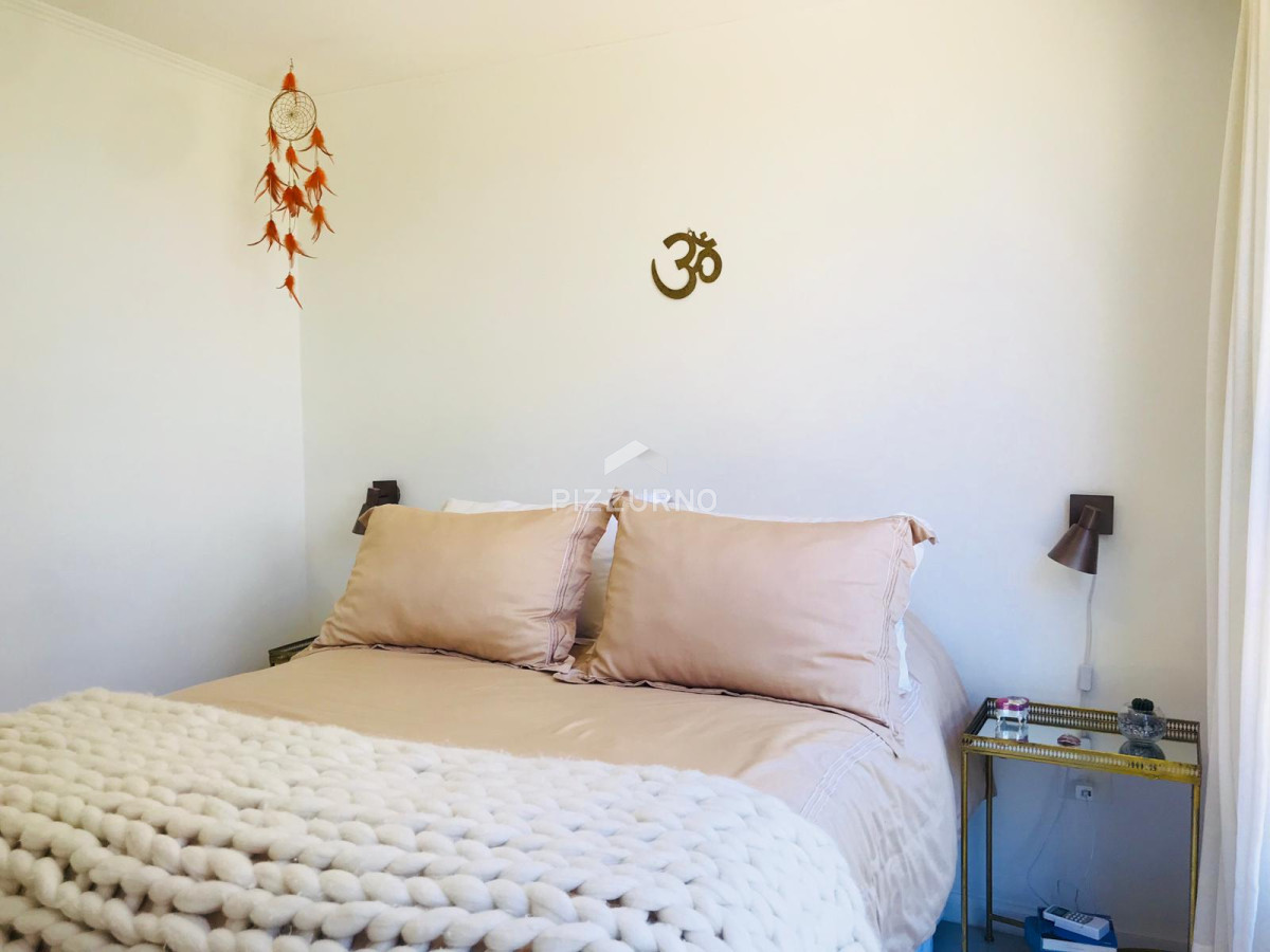 Apartamento Ref.400 - Moderno Apartamento de Dos Dormitorios con Balcón en Venta - Punta del Este