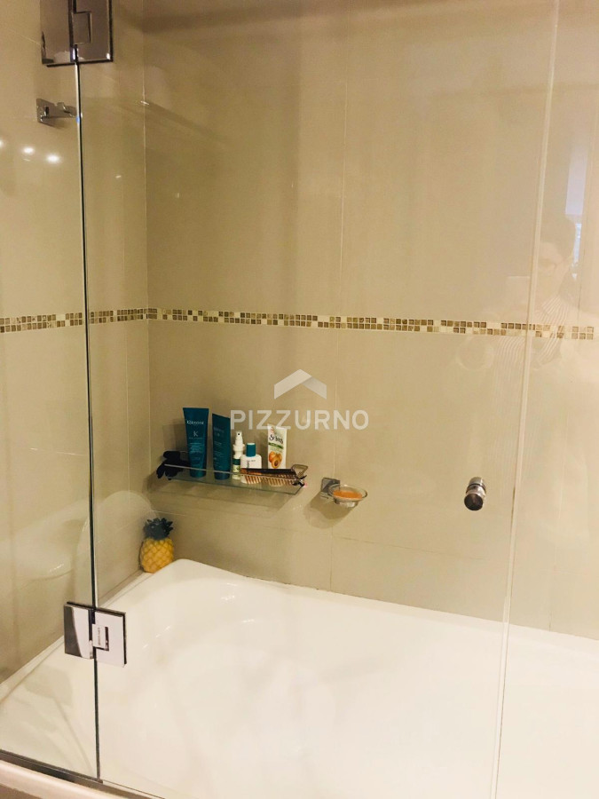 Apartamento Ref.400 - Moderno Apartamento de Dos Dormitorios con Balcón en Venta - Punta del Este