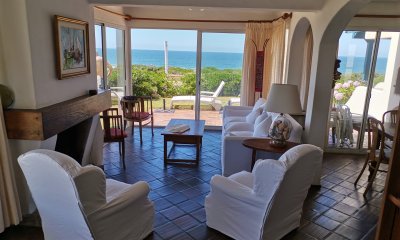 Apartamento de cuatro dormitorios con vista a Playa Montoya, La Barra