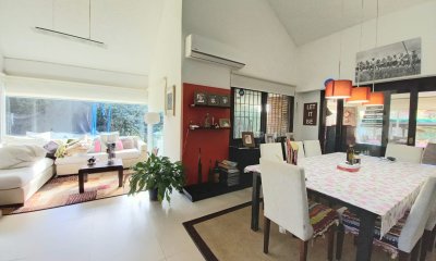 VENTA DE CASA DE 5 DORMITORIOS EN CANTEGRIL PUNTA DEL ESTE