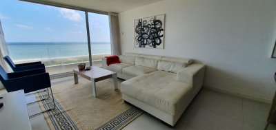 Vende apartamento de 3 dormitorios en Lumiere, Playa Mansa, Punta del Este