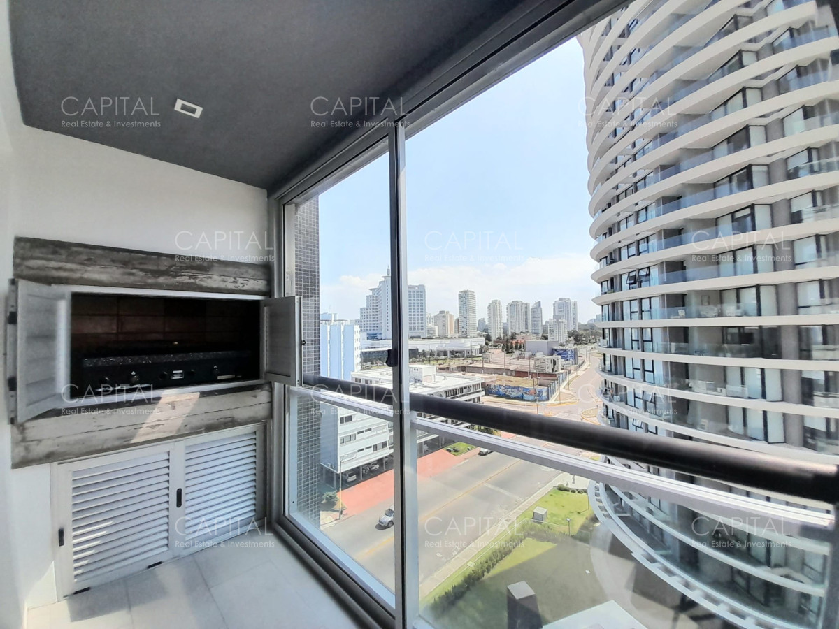 Apartamento de dos dormitorios y parrillero propio en Alquiler Anual  - CCP34222A