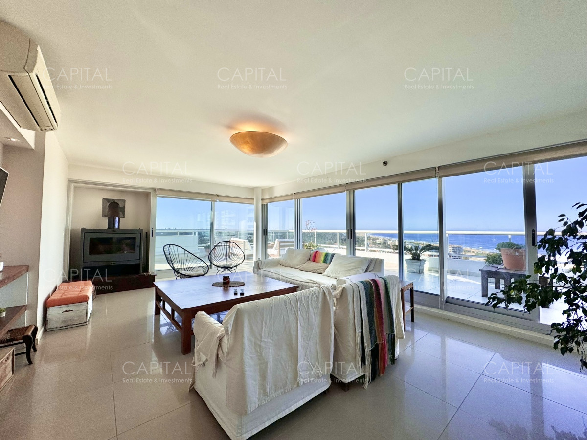 Penthouse en playa brava 3 suites y dependencia en Playa Brava - CCP31512A