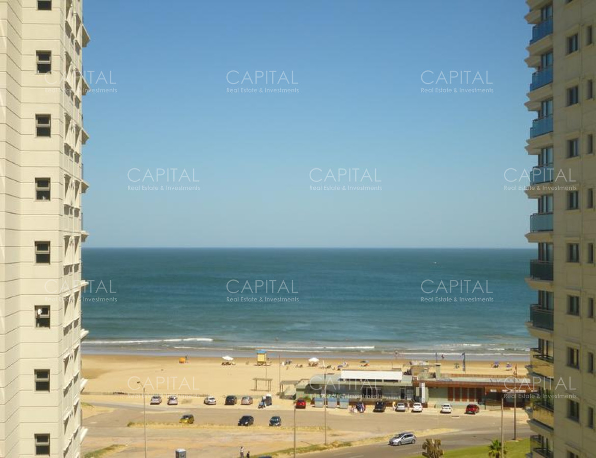 Apartamento en Imperiale III - Punta del Este - Tres Dormitorios - CCP25255A