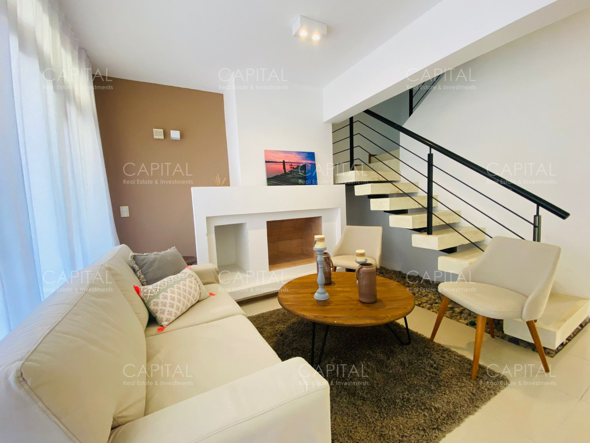 Apartamento en Alquiler Tres Dormitorios en Manantiales - CCP32094A