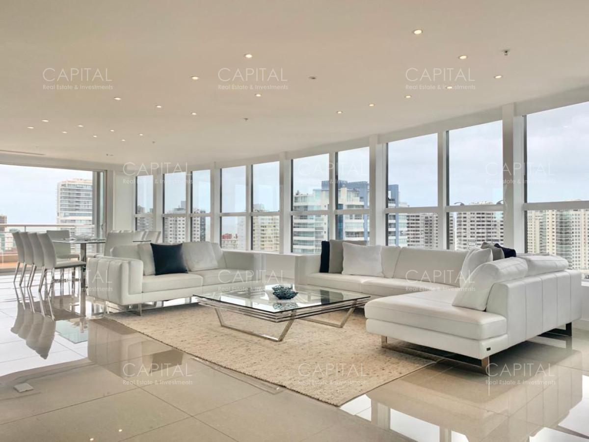 Alexander Collection Apartamento Penthouse Triplex en Venta - CCP28446A
