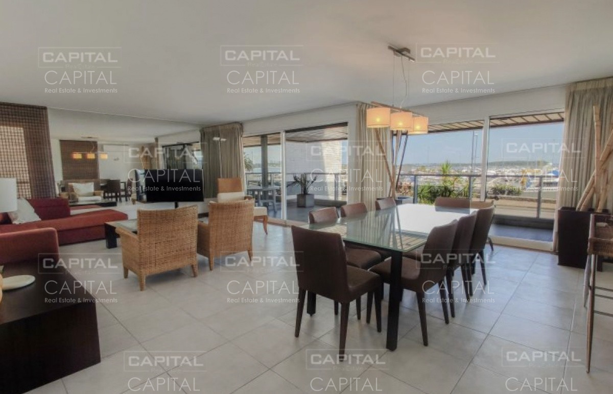 Apartamento en Puerto de Punta del Este en Venta - CCP32356A