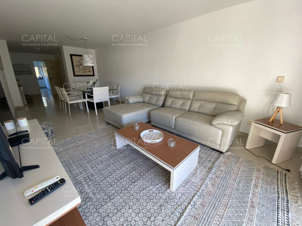 Apartamento en Alquiler Temporada 3 Dormitorios Playa Brava  - CCP39038A