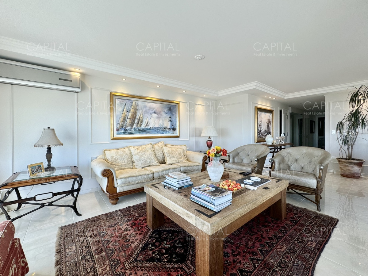 Apartamento ID.36640 - Apartamento en Venta Millenium Tower  Primera Linea, Playa Mansa 